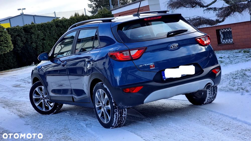 Kia Stonic 1.4 L - 6