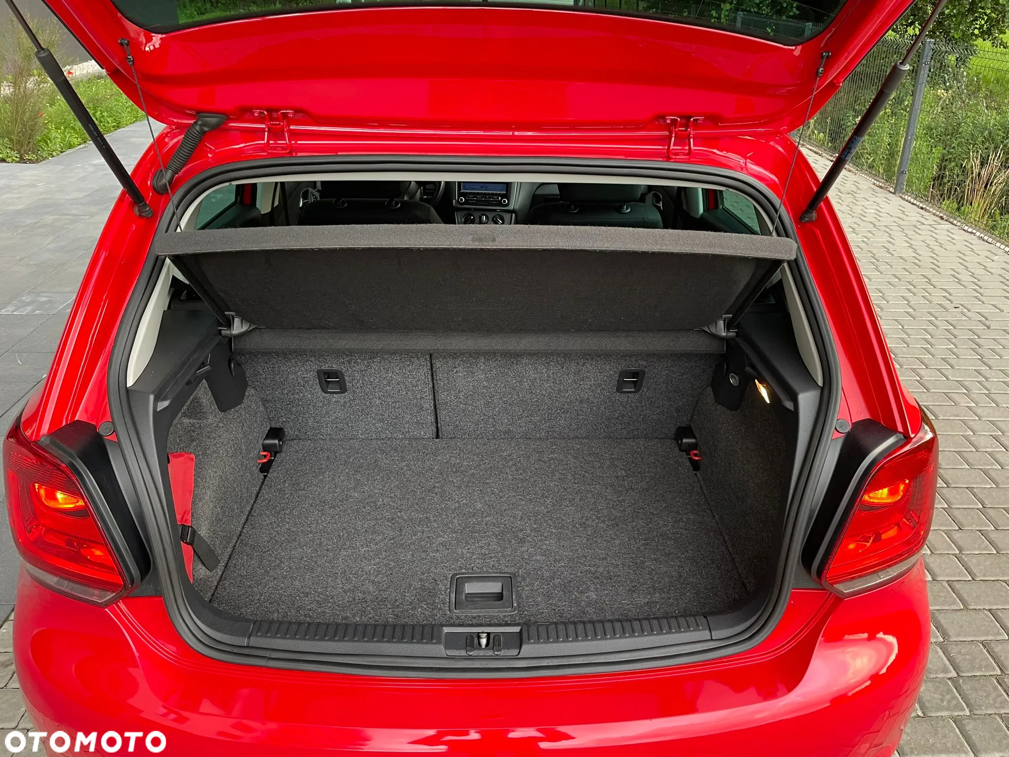 Volkswagen Polo 1.4 16V Highline - 11