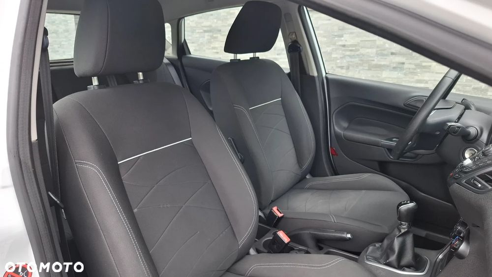 Ford Fiesta 1.6 TDCi SYNC Edition - 25