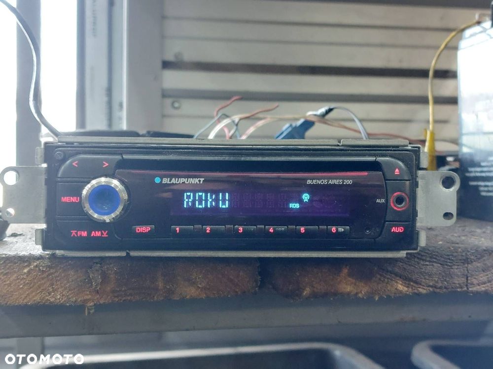 RADIO ODTWARZACZ SAMOCHODOWY BLAUPUNKT BUENOS AIRES 200 CD AUX - 7