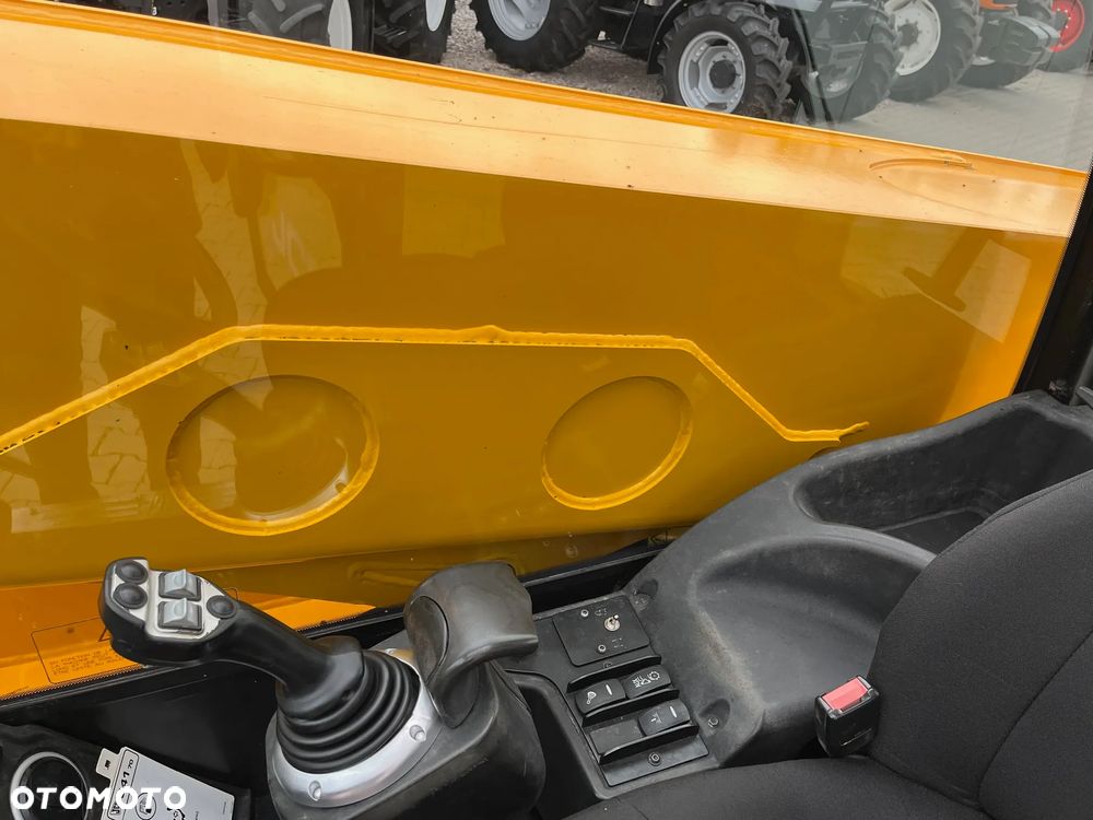 JCB 541-70 Agri Super - 12