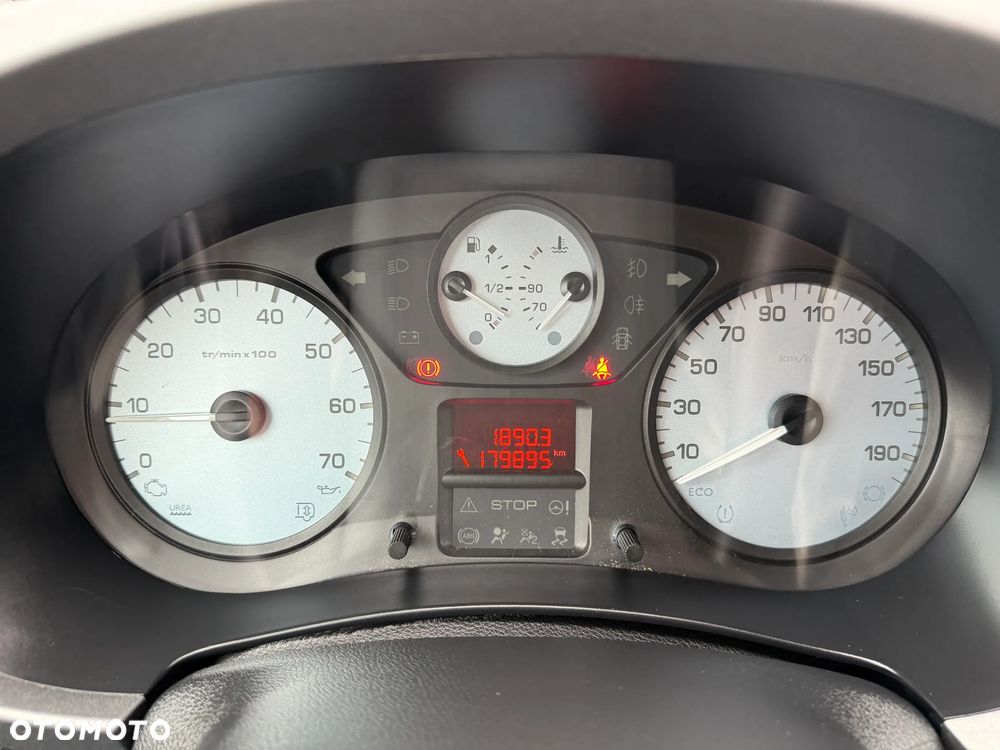 Citroën Berlingo Multispace BlueHDi 100 FEEL - 23