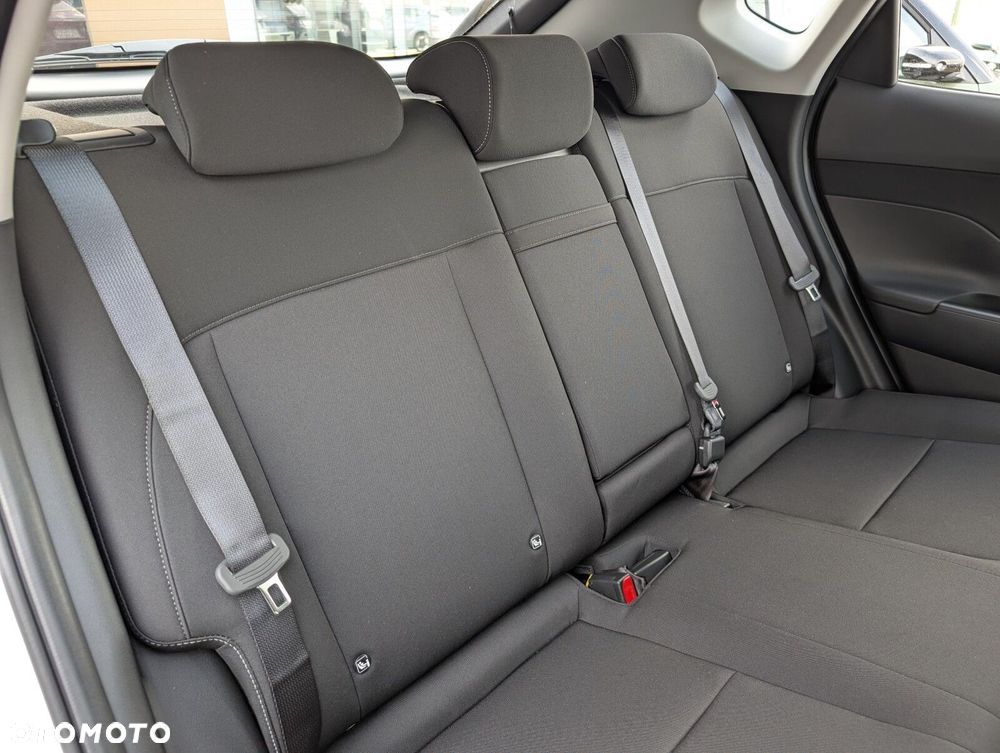 Hyundai Kona - 34