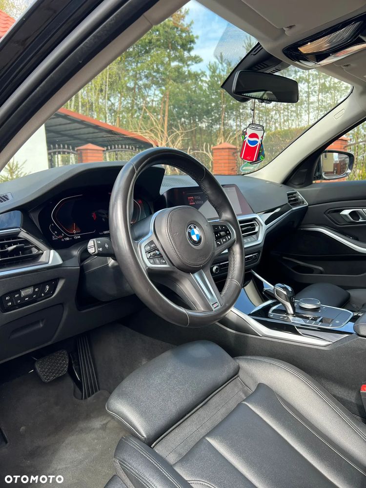 BMW Seria 3 320d Sport Line - 16