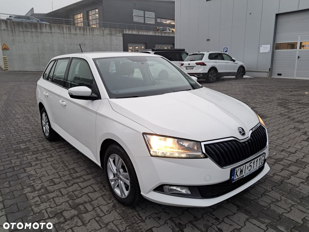 Skoda Fabia 1.0 TSI Ambition - 2