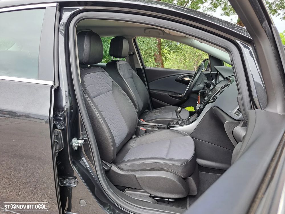 Opel Astra 1.6 CDTI Executive S/S J18 - 13