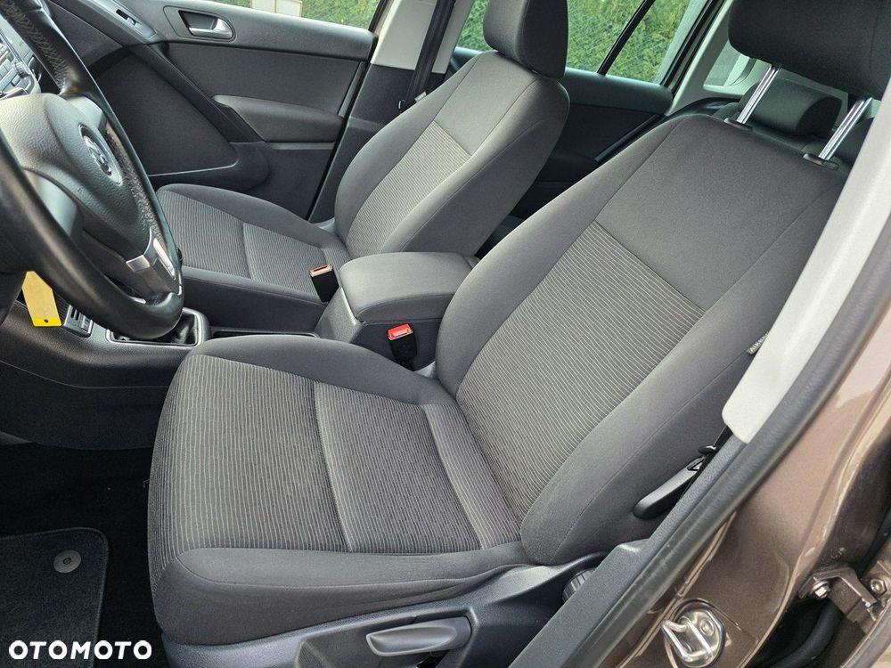 Volkswagen Tiguan - 10