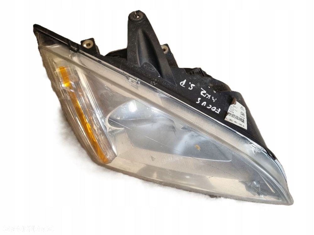 FORD FOCUS MK2 04-11 LAMPA PRAWY PRZÓD PRAWA PRZEDNIA PP EU 4M51-13099-AD - 2