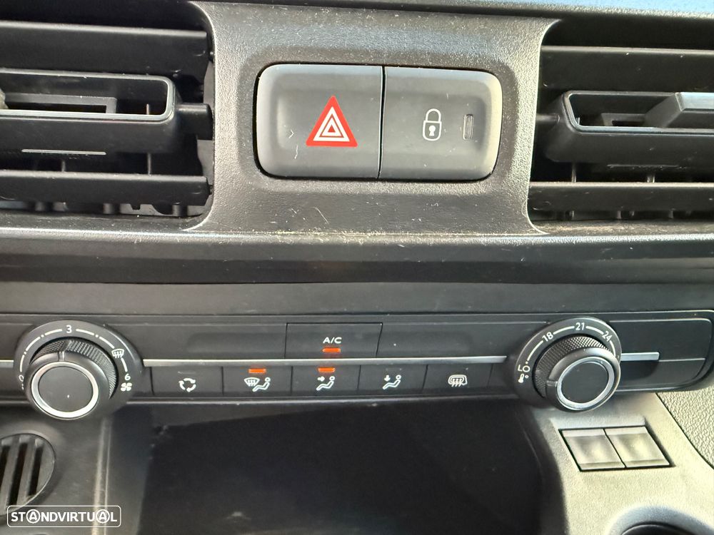 Peugeot PARTNER - 18