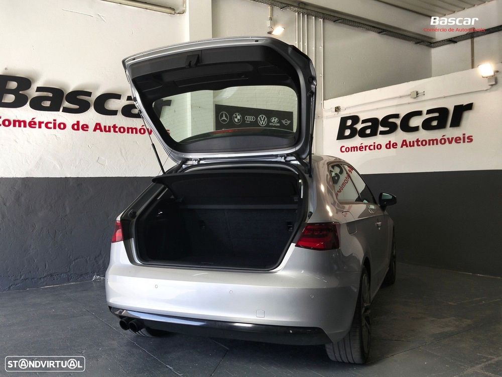Audi A3 2.0 TDI S tronic sport - 10