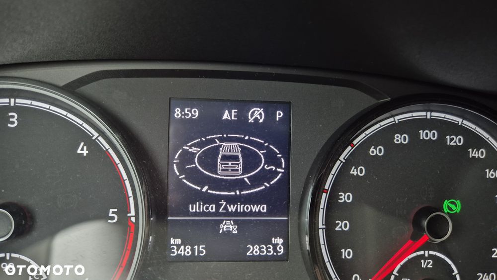 Volkswagen Caravelle - 6