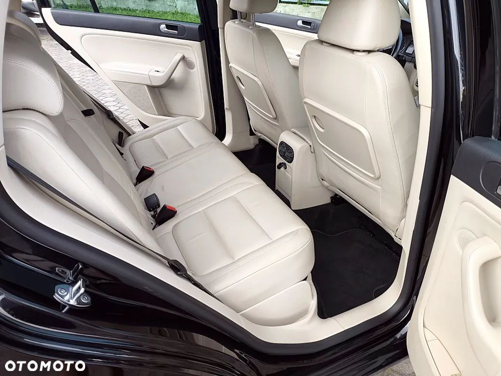 Volkswagen Golf Plus 1.4 TSI DSG Highline - 20