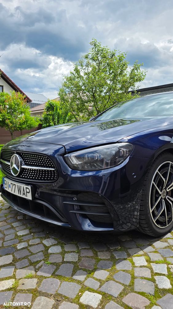 Mercedes-Benz E 220 d 4MATIC Aut. - 9