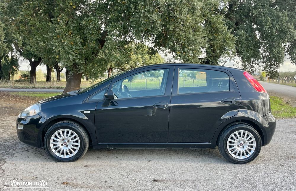 Fiat Punto 1.3 M-Jet Lounge S&S - 8