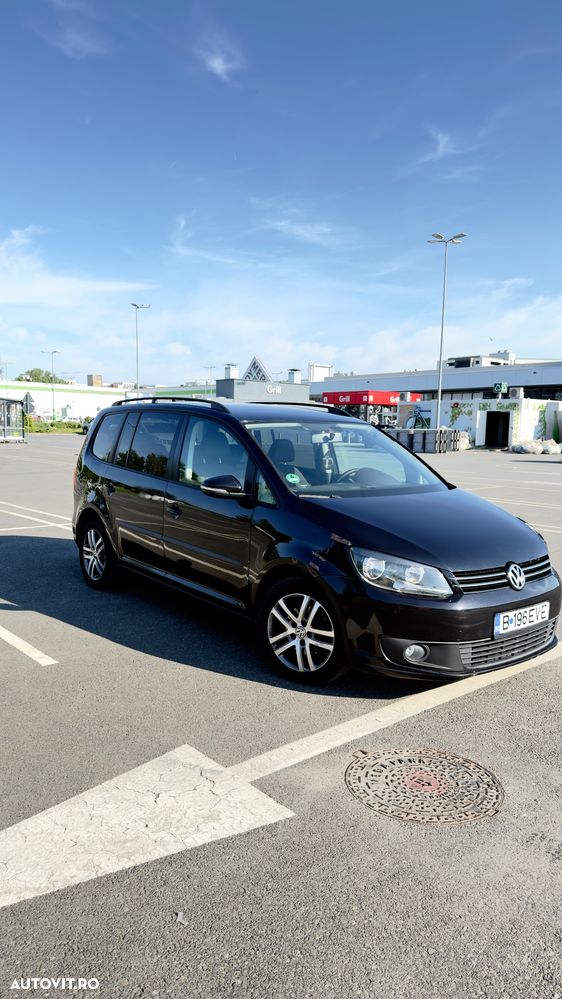Volkswagen Touran 1.6 TDI DPF Comfortline - 1