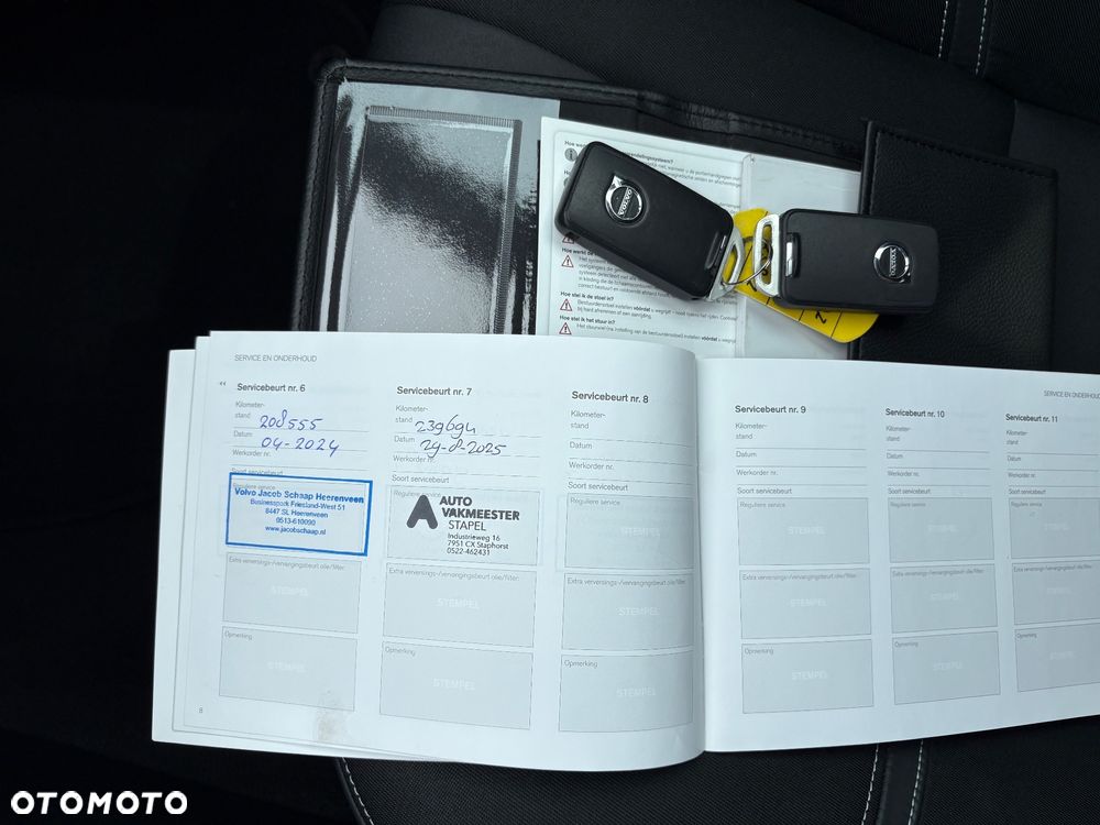 Volvo V40 D2 Momentum - 27