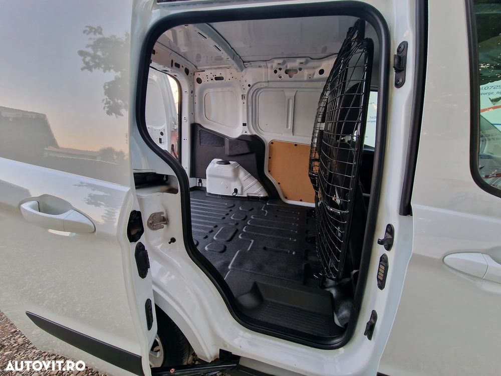 Ford Transit Courier Trend - 14