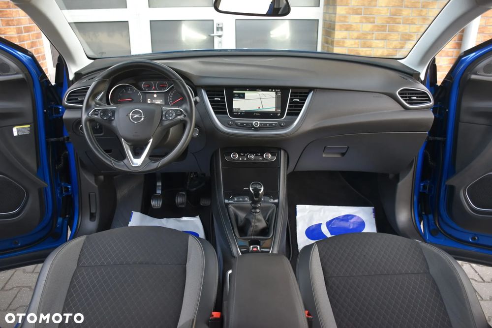 Opel Grandland X 1.2 Start/Stop Business Elegance - 8