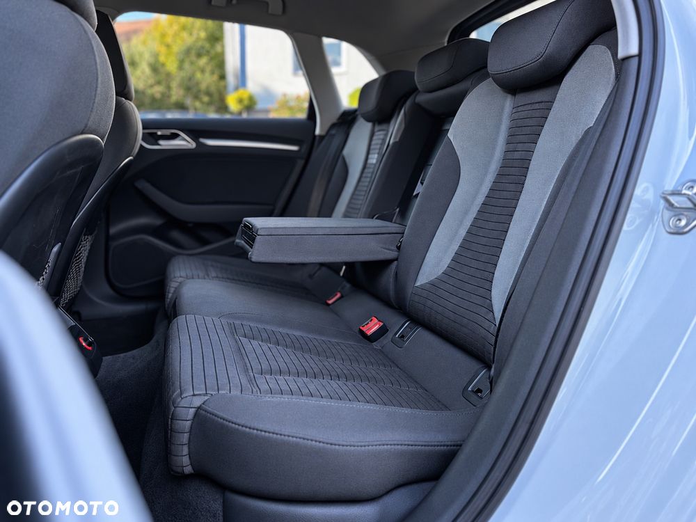 Audi A3 Sportback 1.4 TFSI cylinder on demand ultra S line Sportpaket - 35