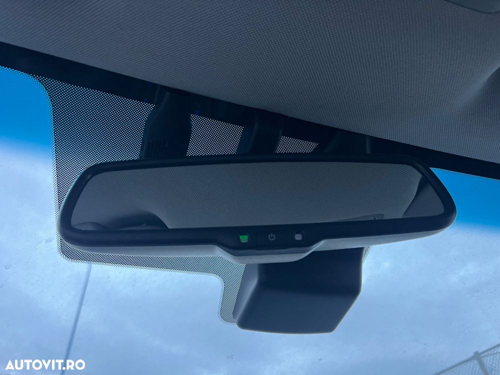 Hyundai IONIQ 1.6 GDI Premium - 26