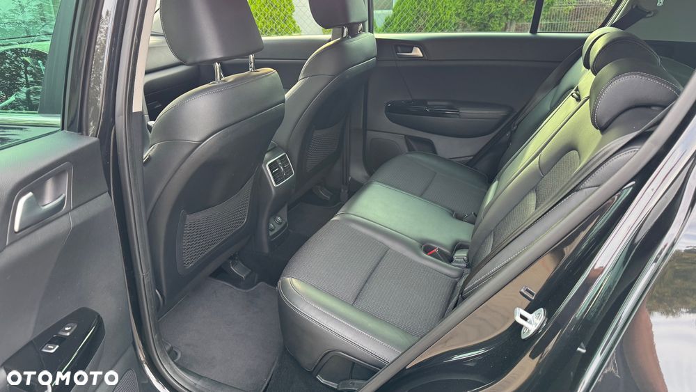 Kia Sportage 1.6 T-GDI 2WD Black Edition - 27