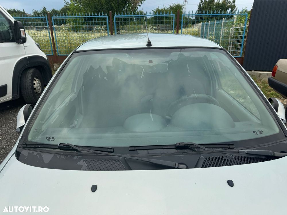 Renault Symbol 1.4 Expression - 17