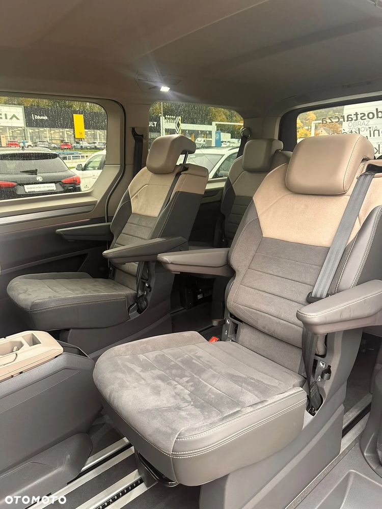 Volkswagen Multivan 2.0 TDI L2 Edition DSG - 13
