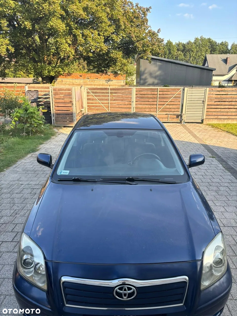 Toyota Avensis - 2