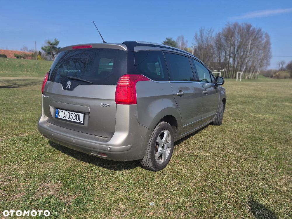 Peugeot 5008 HDI FAP 165 Automatik Premium - 6
