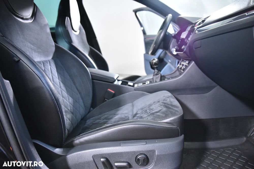 Skoda Superb 2.0 TDI DSG Sportline - 12