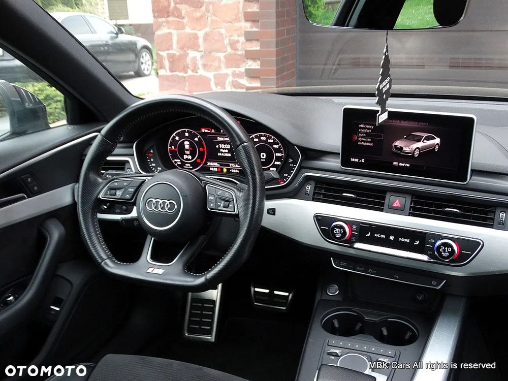 Audi A4 Limousine - 27