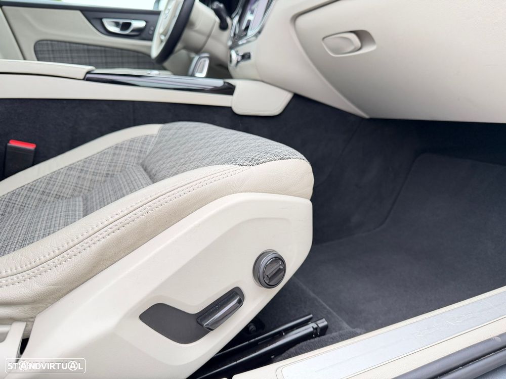 Volvo V60 2.0 T6 AWD TE Inscription Expression - 41