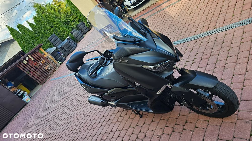 Yamaha X-max - 18
