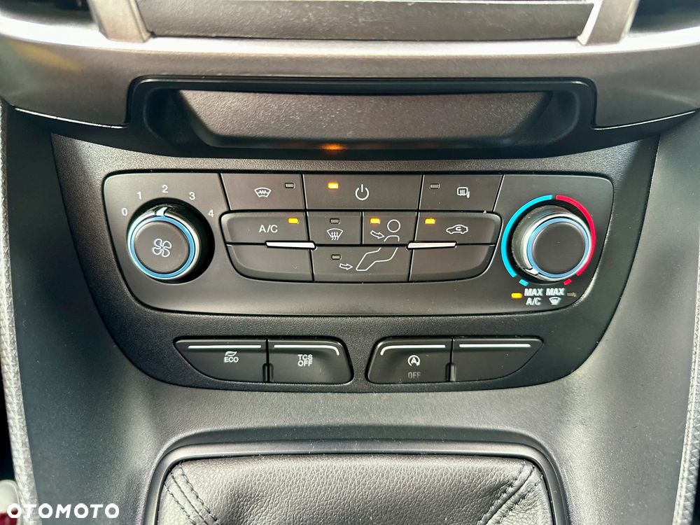 Ford TRANSIT CONNECT - 21