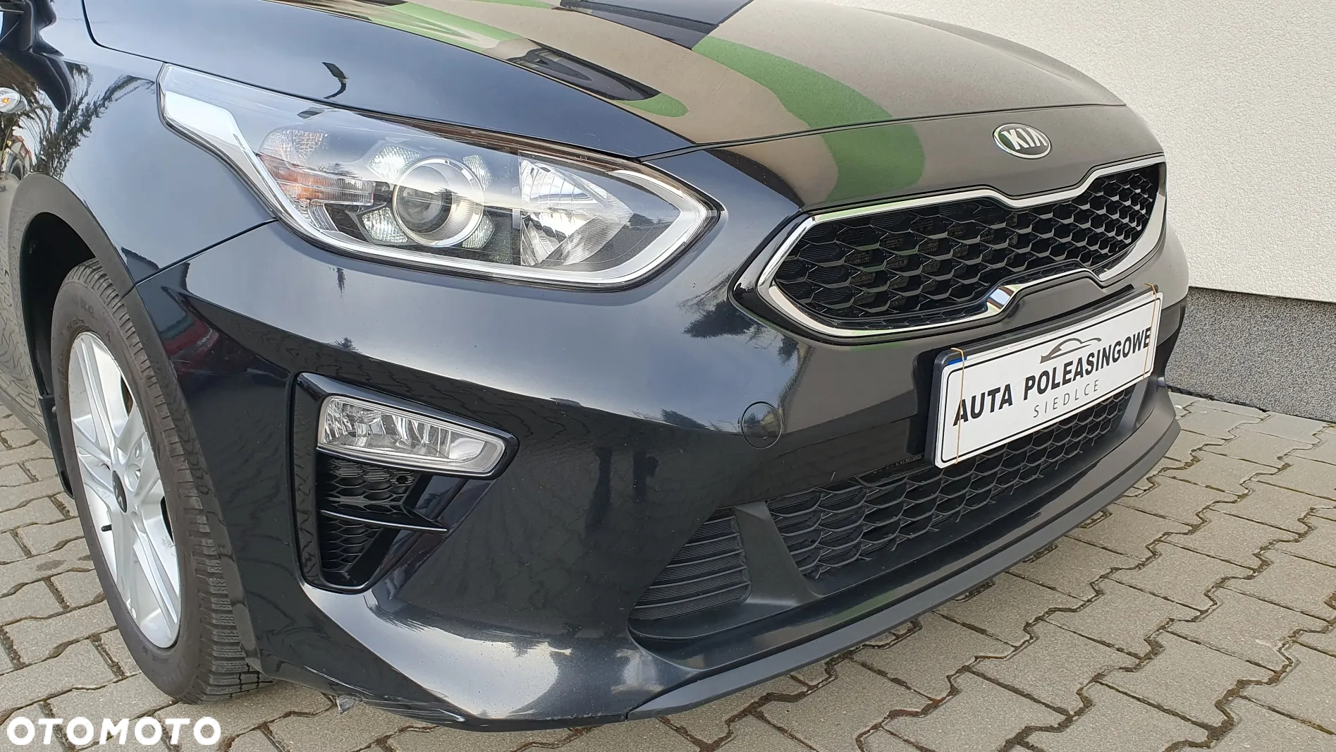 Kia Ceed 1.6 CRDi SCR M - 12