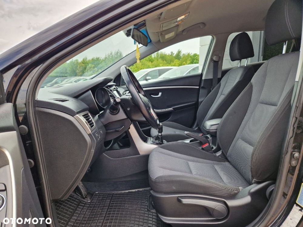 Hyundai i30 1.6 CRDi Premium - 5