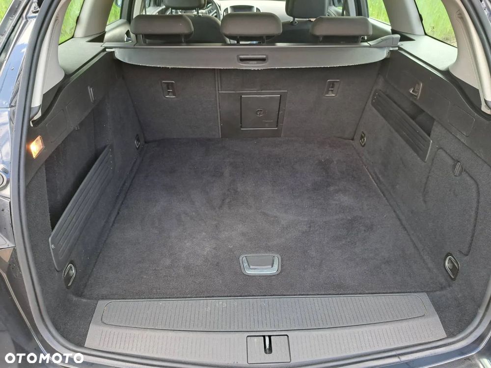 Opel Astra IV 1.4 T Sport - 17