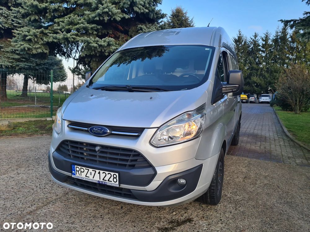 Ford TRANSIT CUSTOM - 1