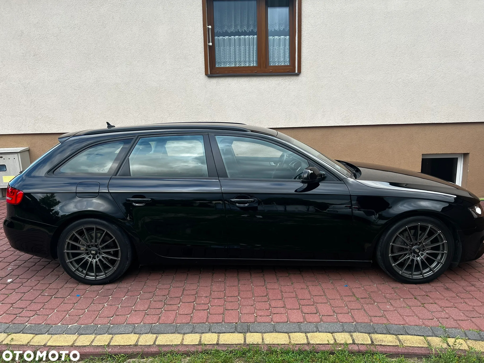 Audi A4 2.0 TDI DPF multitronic Attraction - 3