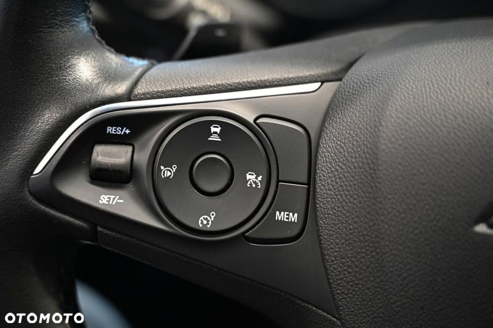 Opel Grandland X 1.6 T PHEV 4x4 Ultimate - 17