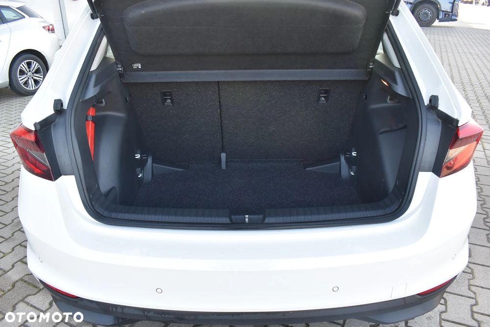 Skoda Fabia 1.0 Ambition - 13