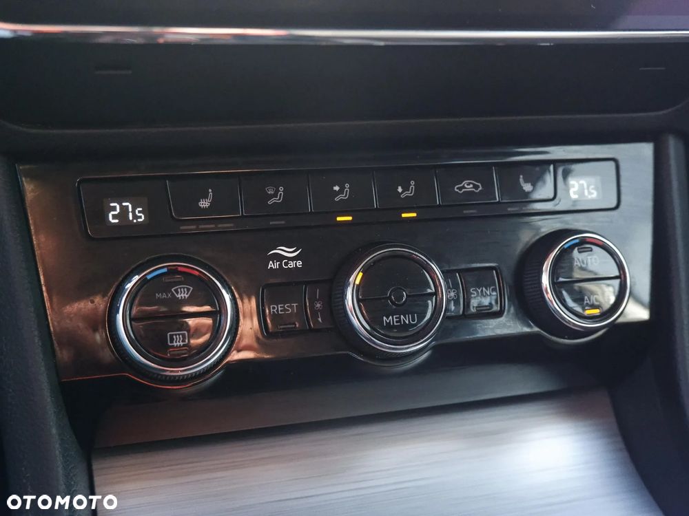 Skoda Superb 1.5 TSI ACT Ambition - 36