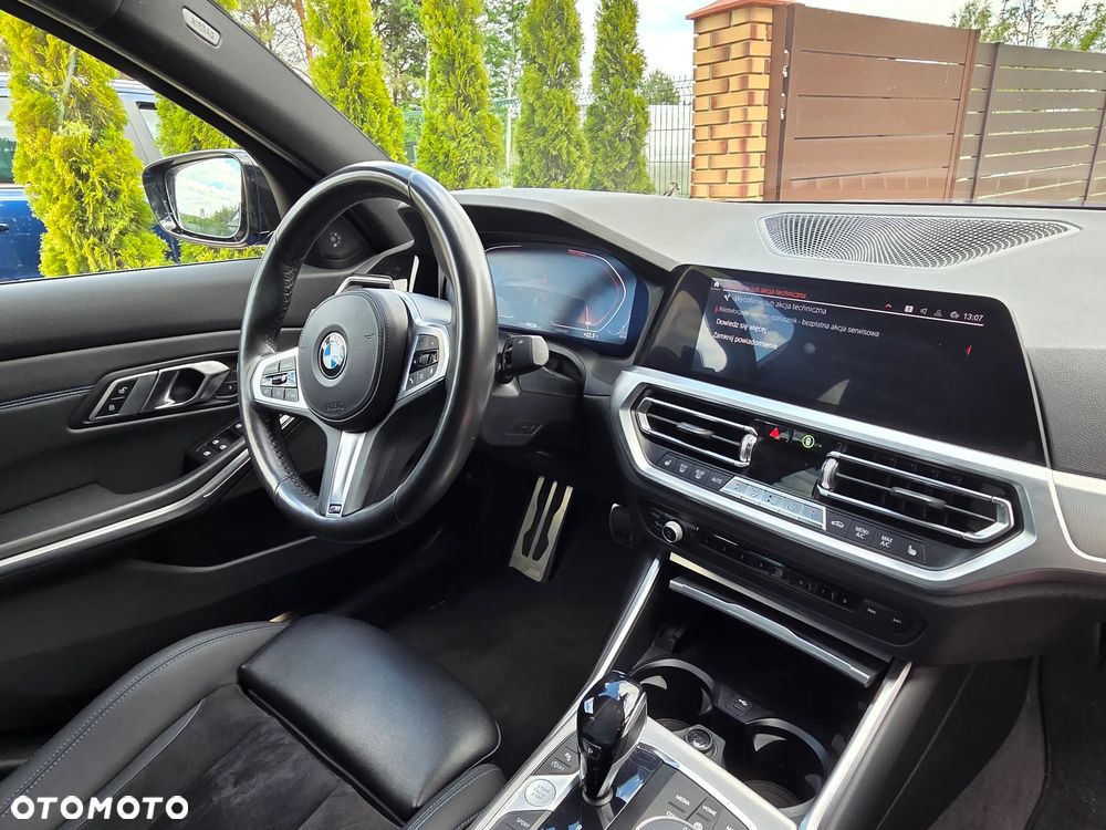 BMW Seria 3 330i - 15