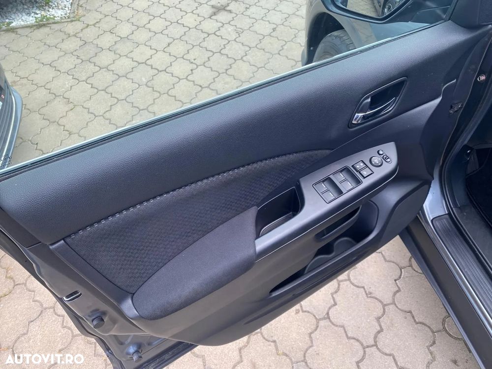 Honda CR-V - 25