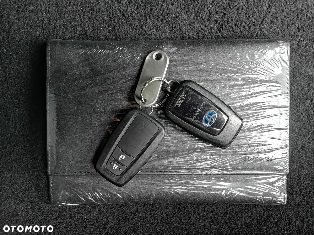 Toyota Corolla 1.8 Hybrid Active - 9