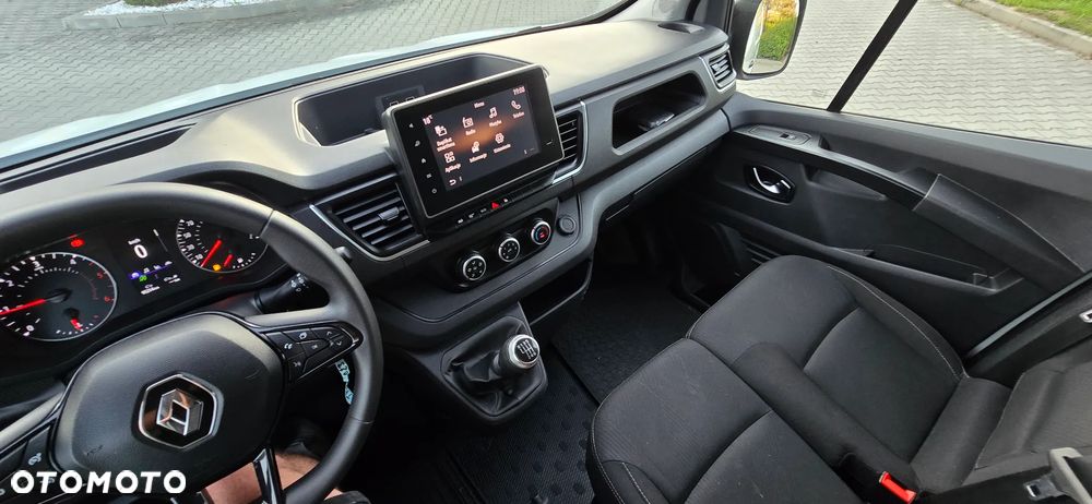 Renault Trafic - 33