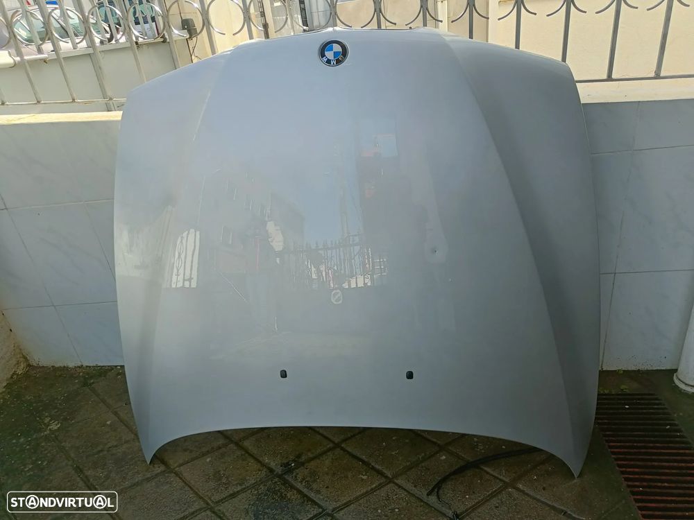 Capot BMW e39 520 525 530 2000 - 1