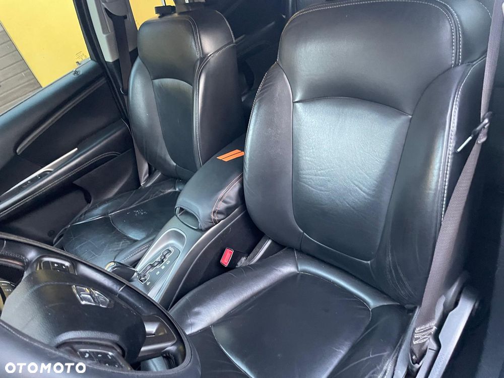 Dodge Journey - 14