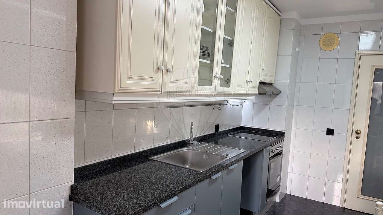Apartamento T2 para arrendamento - Grande imagem: 2/23