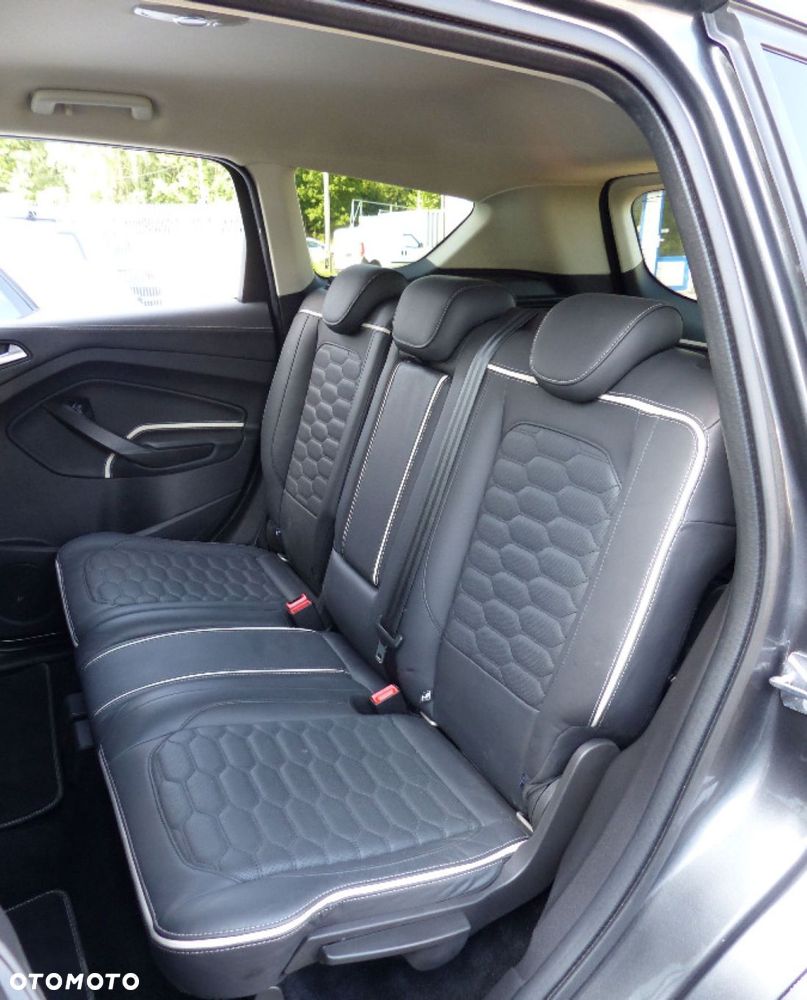 Ford Kuga - 14